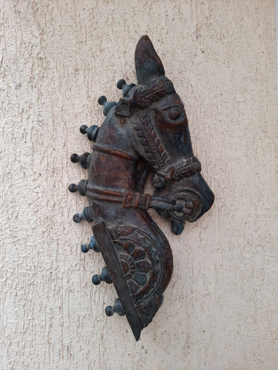 Wooden wall mount horse head (1piece)