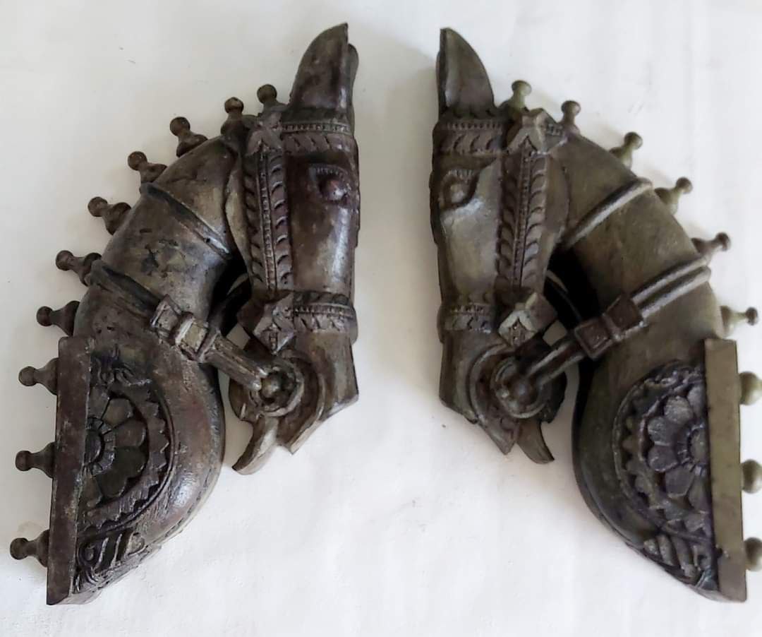 Wooden wall mount horse head (1piece)