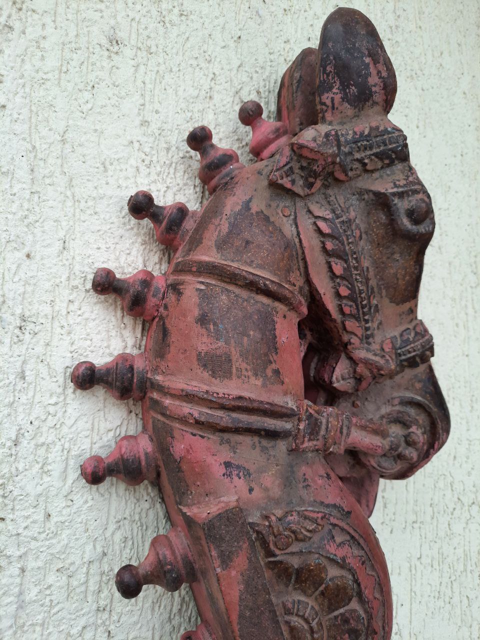 Wooden wall mount horse head (1piece)