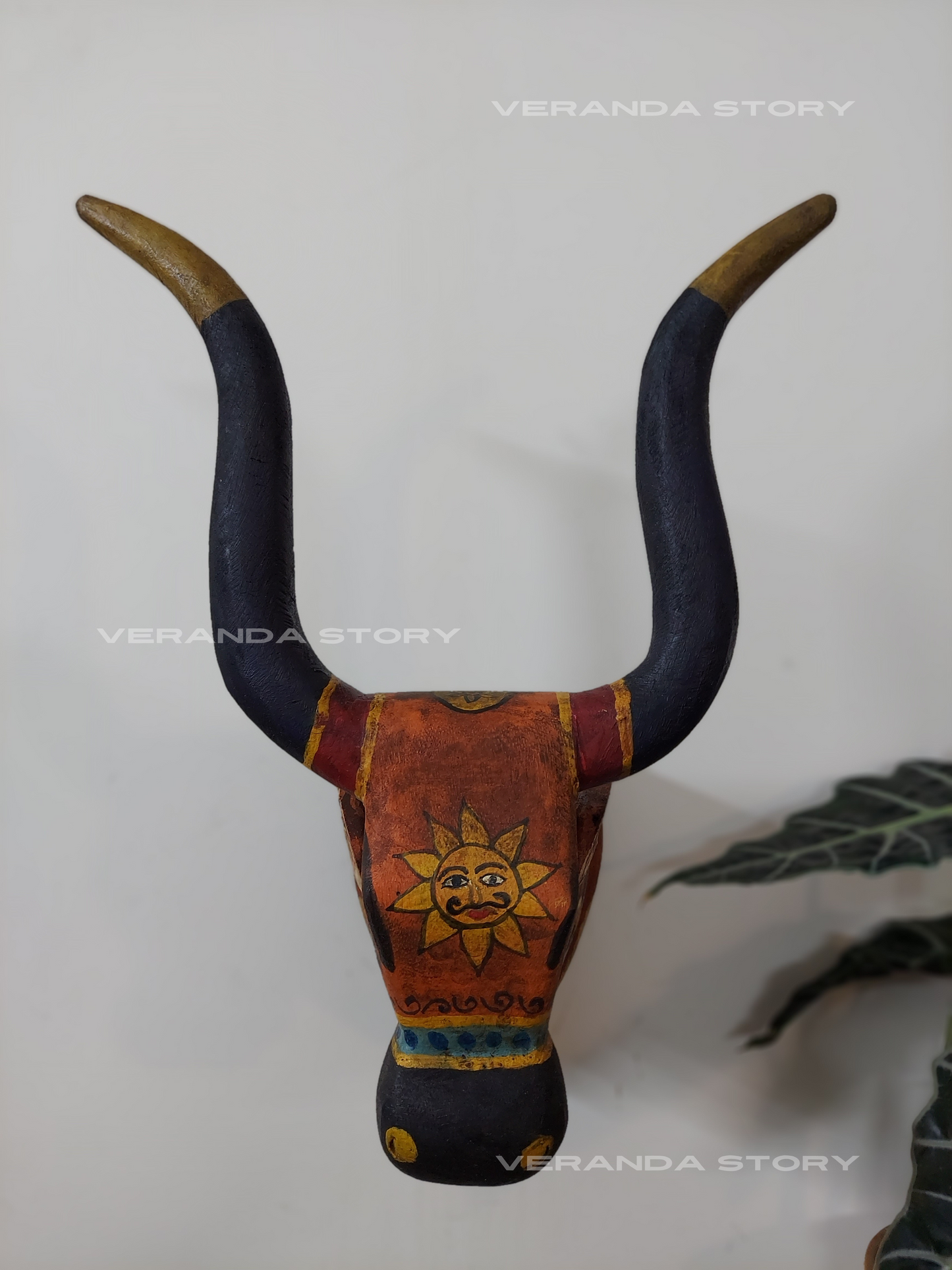 Wood Bull Curvy Horn Wall Mount