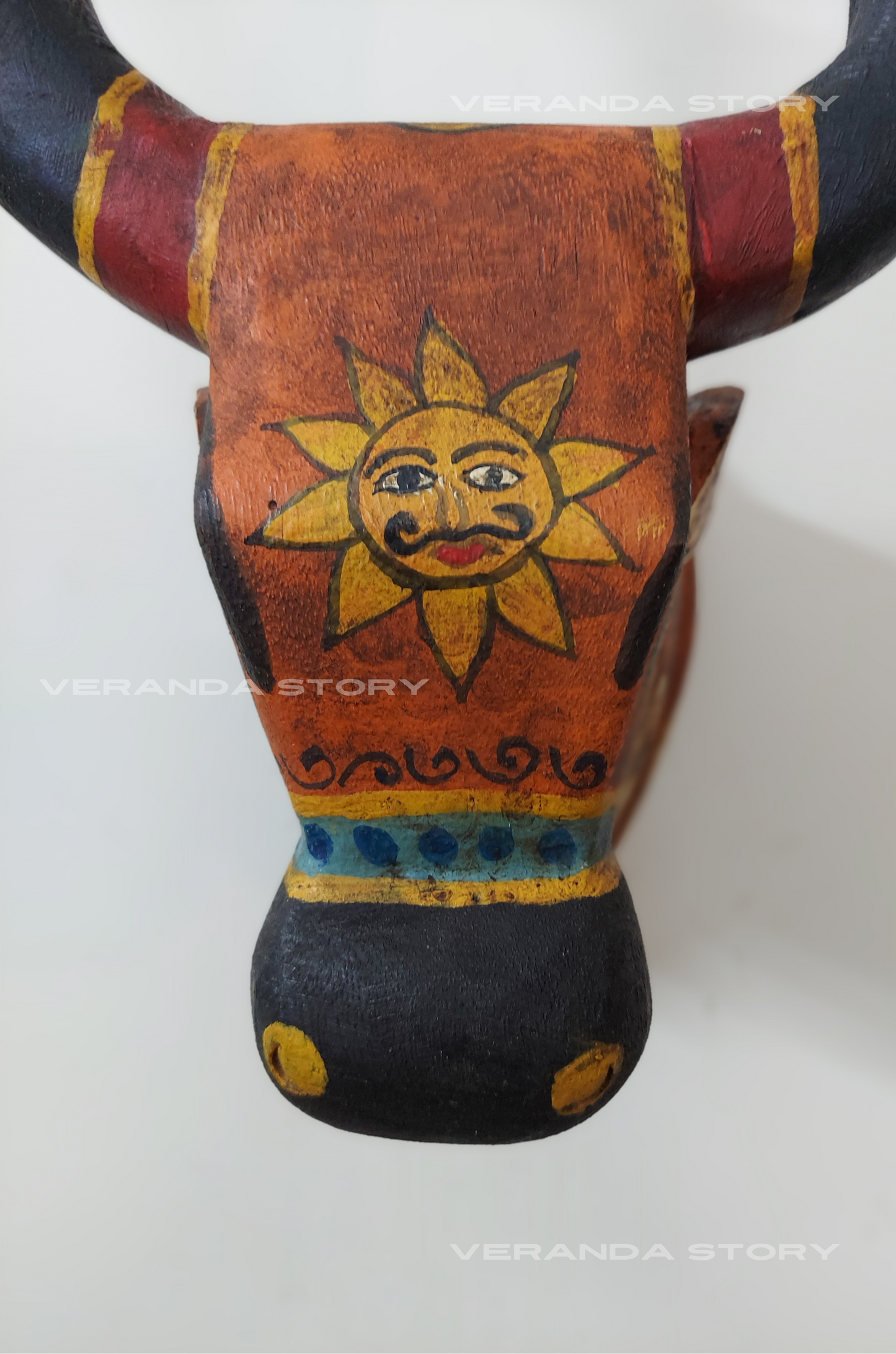 Wood Bull Curvy Horn Wall Mount