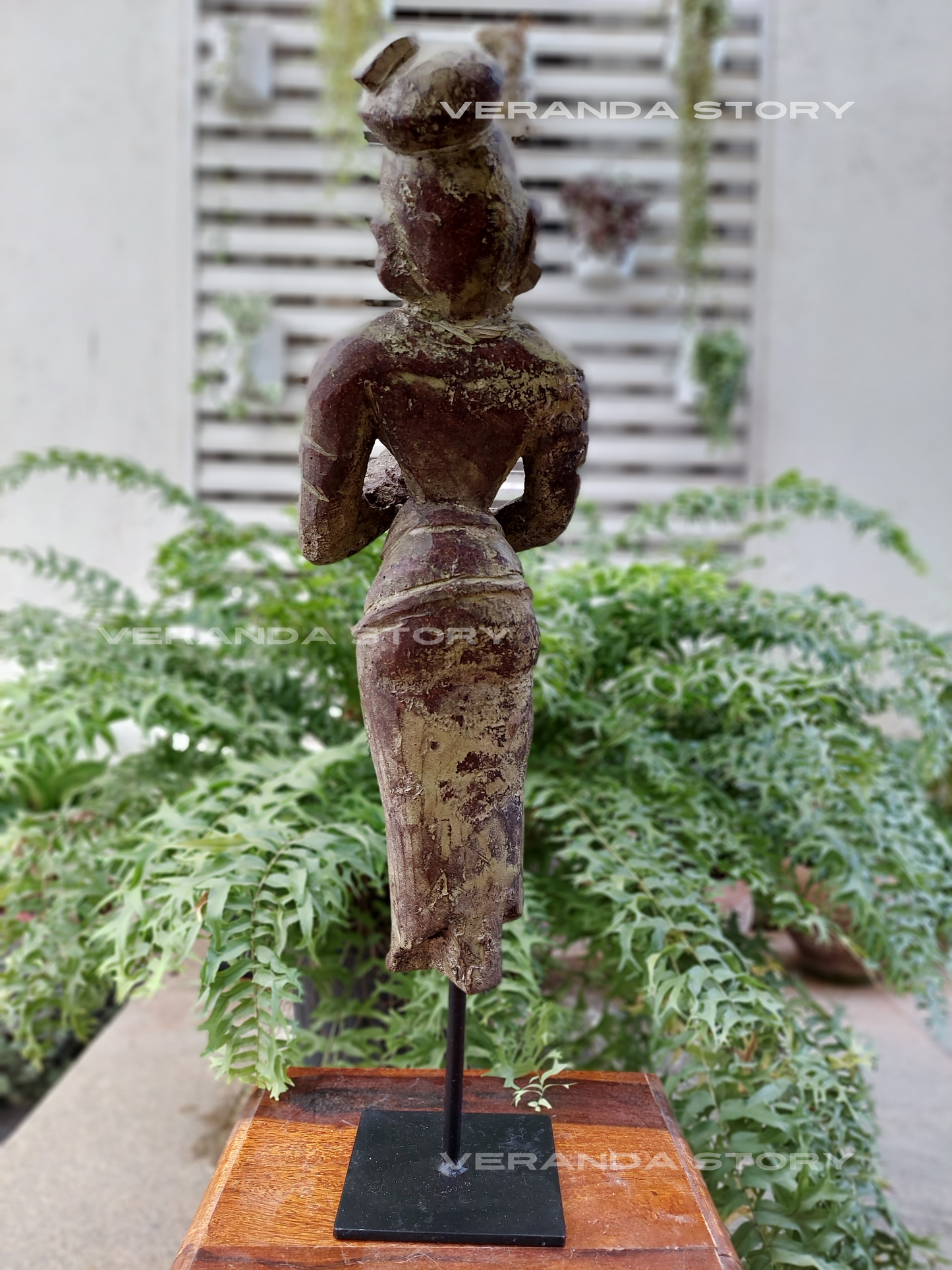 Rustic Wood Water Lady (20 Inches - Rustic AshBrown)